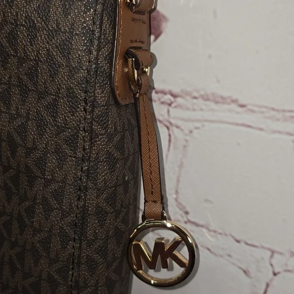 Michael Kors OutletJet Set Travel Large Logo Messenger Bag NWOT - Picture 5 of 16